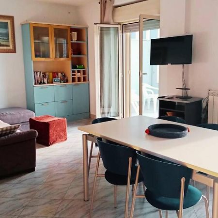 Apartamento Casa Flora A Due Passi Dal Mare Giovinazzo Exterior foto